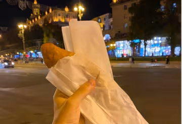 Київська перепічка рекордно подорожчала - тепер за ціною ролів