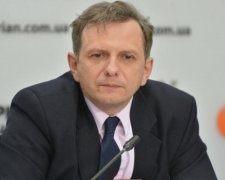 Кабмін запевняє Вашингтон, що подорожчання газу - це боротьба з корупцією