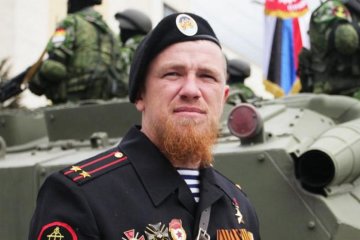 Террорист "Бармен" встретился с "Моторолой"
