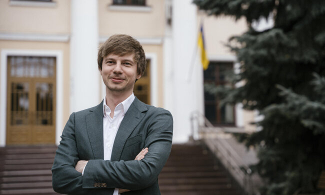 Дмитрий Завгородний