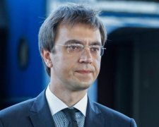 Омелян приховує реальні доходи і "засвітився" у корупційних схемах - ЗМІ
