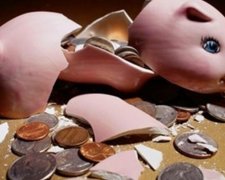 Банки в Украине "самоликвидируются"