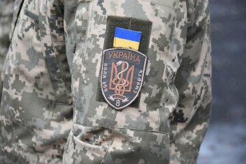 Военные, кадр из видео, изображение иллюстративное: Facebook ООС
