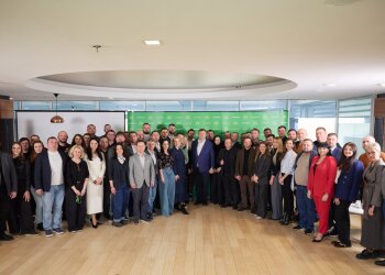 "Слуга Народа" обновляет структуру и фокусируется на помощи войску: решивший внеочередной съезд партии