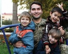 Чужих дітей не буває: вінничанин усиновив малят загиблих на Донбасі побратимів, - щемлива історія, яка відродить вашу віру в людей