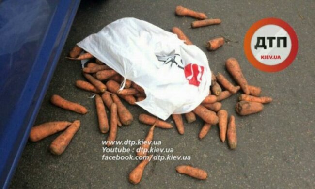 Внаслідок аварії у Києві постраждав дідусь (фото)