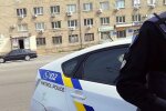Під Дніпром коп загинув під колесами вантажівки – на очах у дружини і дітей