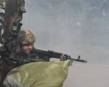 Така молода: в АТО оплакують юного лікаря-добровольця