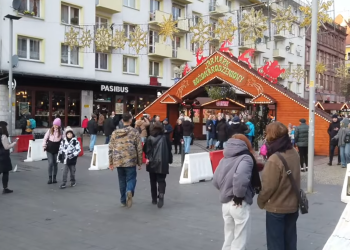 Різдвяний ярмарок у Польщі: фото скрін Ютуб