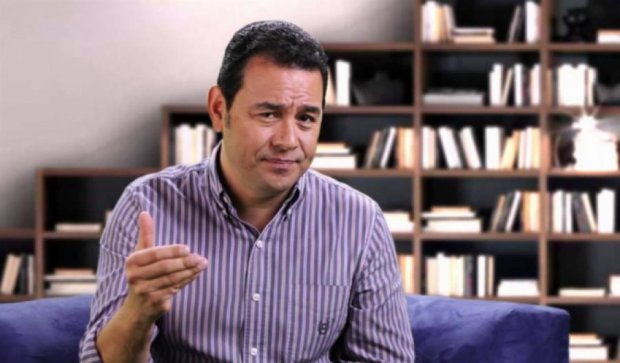Режиссер и комик победил в первом туре президентской гонки в Гватемале