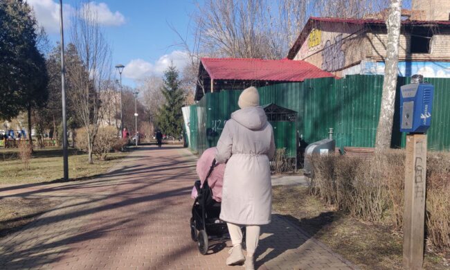 Виплати на дітей, фото: Знай.ua