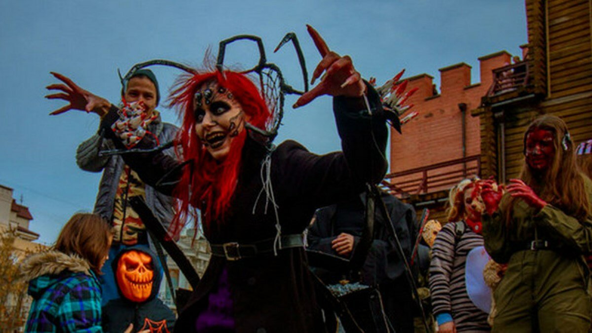 Костюм на Хэллоуин своими руками: фото, идеи, видео, мастер-класс - Tanita-Romario