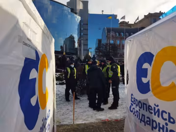 Митинг в центре Киева, фото: Знай.uа