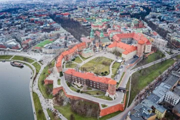 Українці в Польщі мають підтвердити особу для збереження PESEL UKR