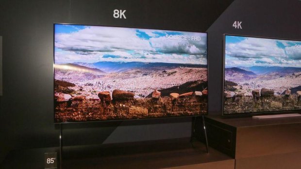 Q900 QLED Smart 8K UHD TV: Samsung представила телевизор по цене спорткара