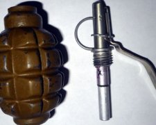 На маріупольському вокзалі у туалеті знайшли гранату
