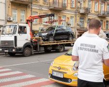 Штрафи за паркування - фото КМДА