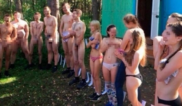 "Загралися ": російські першокурсники роздяглися під час посвяти