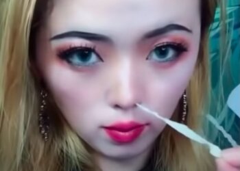 Необычный макияж, скриншот YouTube