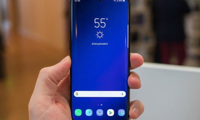 Samsung Galaxy S10 показали на перших фото