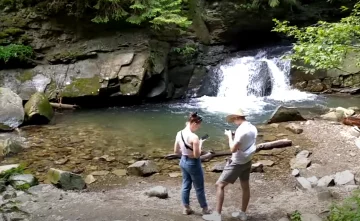 Водоспад, скриншот youtube Львів Депо
