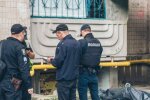Двері були зачинені зсередини: у туалеті київського хостелу загадково загинув чоловік
