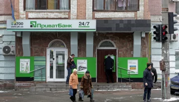 ПриватБанк нахабно вліз у кредит клієнтки: відібрали останнє