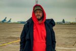 Дружина Дзідзьо схопилася за мікрофон, співак не витримав: "Як мала дитина"