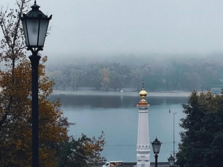 Киев, погода, туман, река, фото из соцсетей