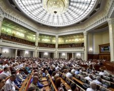 Политик объяснил, почему Украине нужна новая Конституция