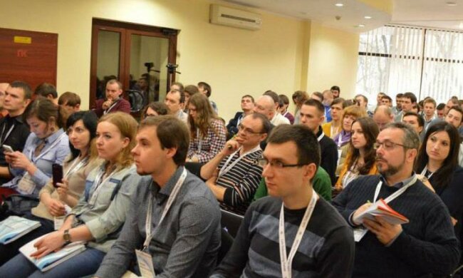 8-ма наймасштабніша конференція по інтернет-маркетингу Lviv iCamp 2017