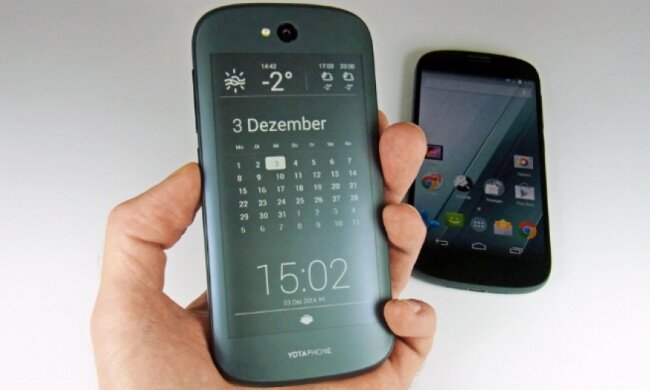 У США скасували вихід російського смартфону YotaPhone 2