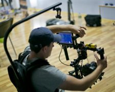 Вуха в'януть: озвучка фільмів для дорослих зірвала ефір