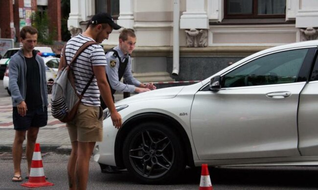 У Дніпрі наркоман отримав кулю в живіт за те, що вирішив спурхнути на машину