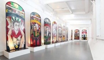 Скандальные витражи Нила Фокса (фото) 