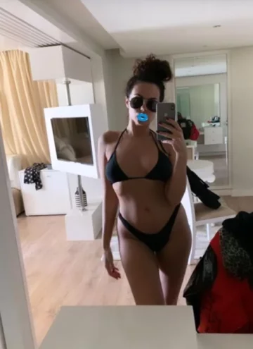 Зои Бербер порно фейктері