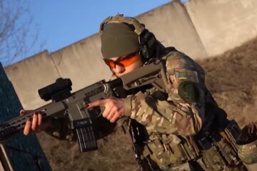 Женщины в ВСУ. Фото кадр из Youtube