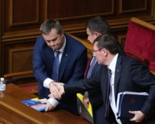 Бачила уві сні білі шкарпетки: як ворожка розповіла про хабар для Холодницького