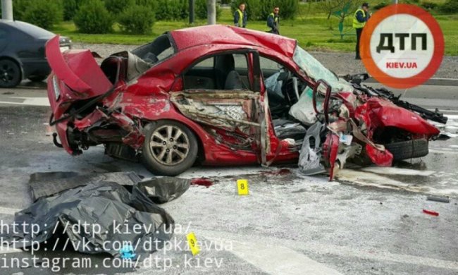 Опубликованы жуткие кадры последствий утренней аварии с музыкантом