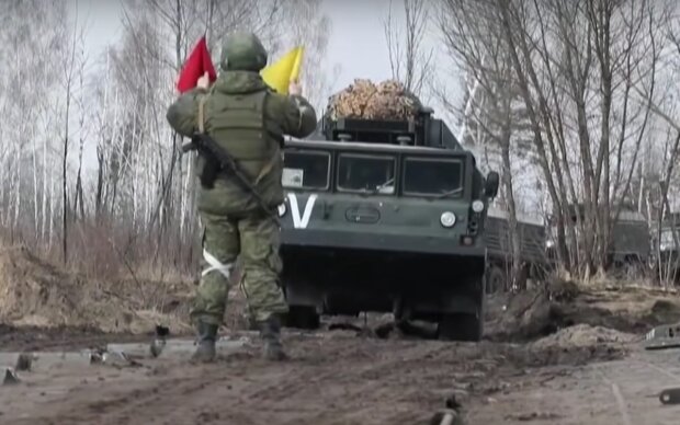 Российские оккупанты. Фото: скрин youtube