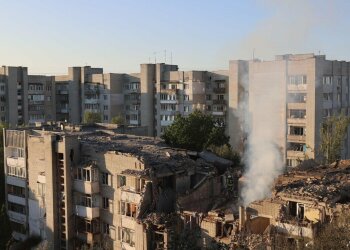 Зруйноване житло у Львові