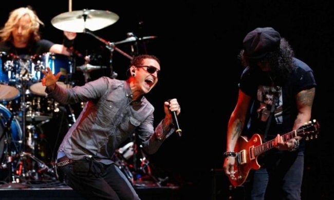 Самоубийство фронтмена Linkin Park: фанатов ошарашили очередной новостью