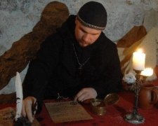 Російський музей запрошує на роботу ката (фото)