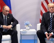 Втручання Путіна у вибори США: хакери злили в мережу ключові документи, під Трампом гойдається трон