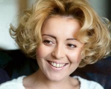 Варум в міні-шортах показала дещо зайве