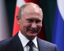 У меня герб на руке: российский блогер молит о помощи