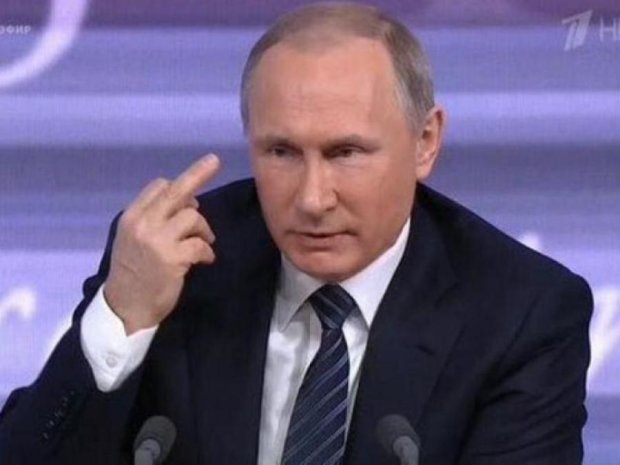 Крымчане перешли на хоровое пение, чтобы Путин обратил на них внимание: видео 