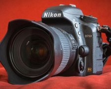 Nikon дражнить фанатів тизером унікальної бездзеркальної камери