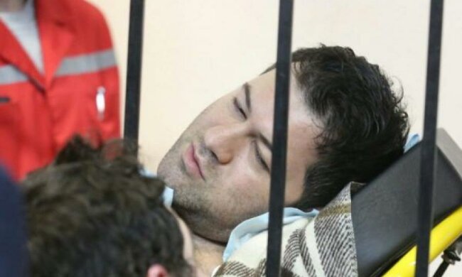 Адвокати завадили дивовижному зціленню Насірова