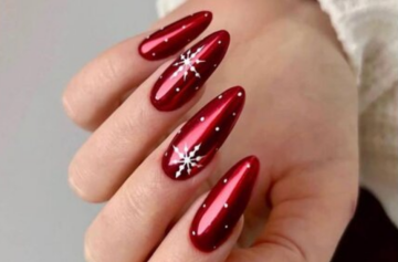 Маникюр, фото из свободных источников